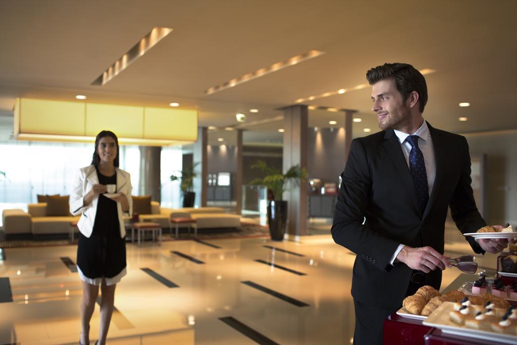 Hotel Park Rotana Abu Dhabi Esterno foto